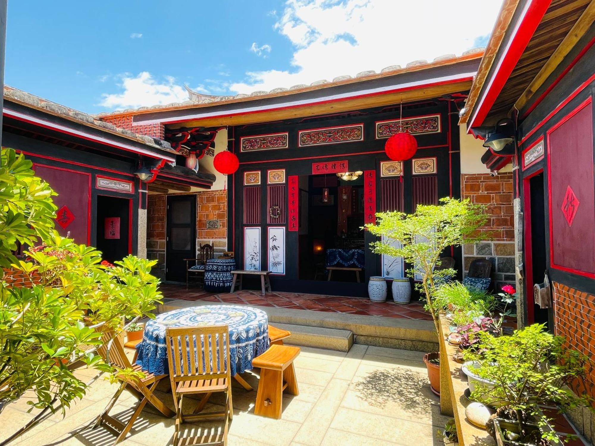 Grace Homestay Цзиньчэн Экстерьер фото